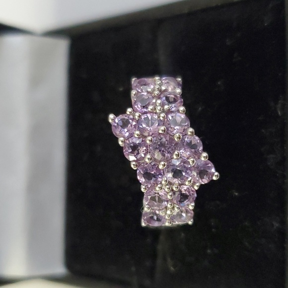 Vintage Jewelry - Gorgeous 10K Gold Princess Amethyst Ring